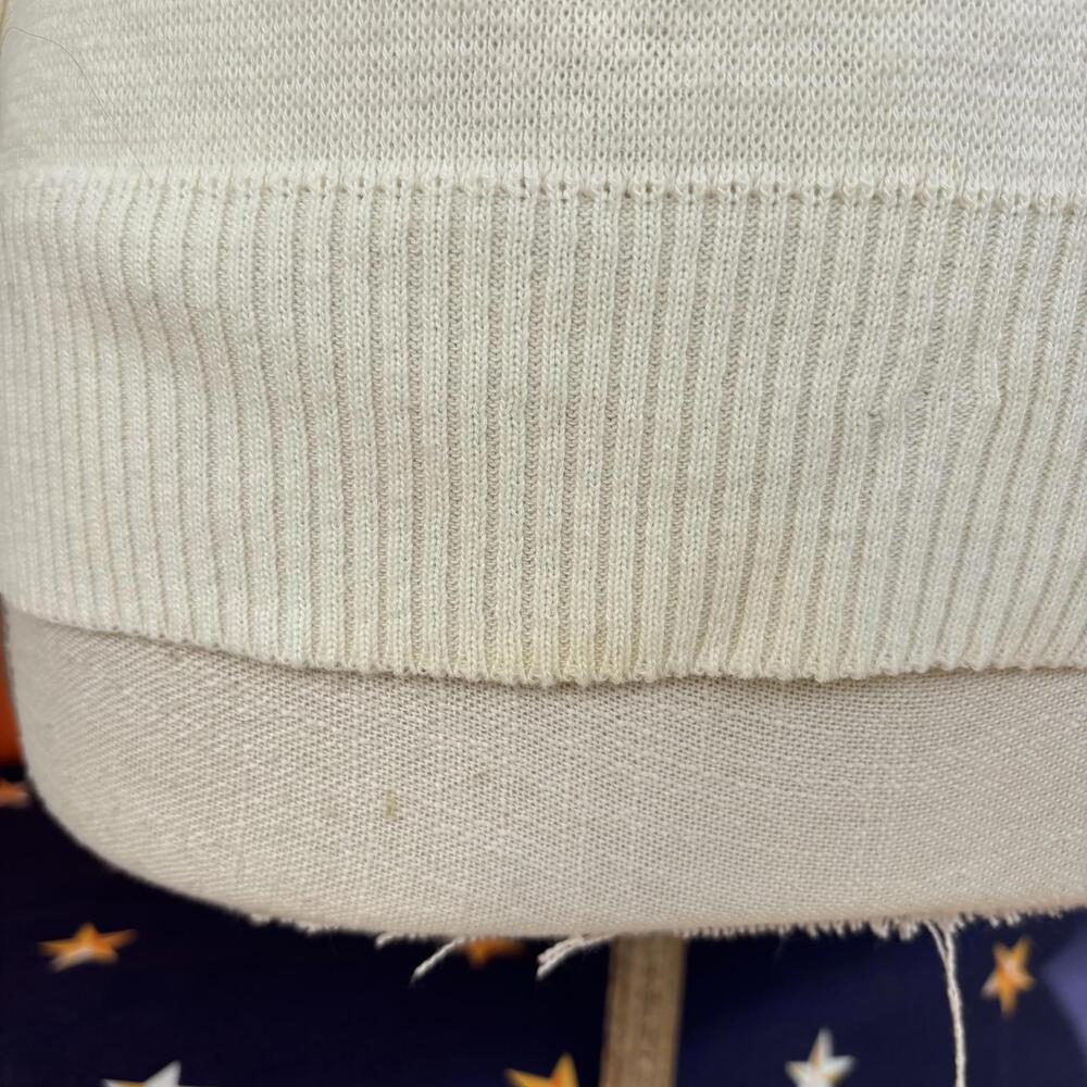 Vtg knit beaded cream sweater - Picture 3 of 5